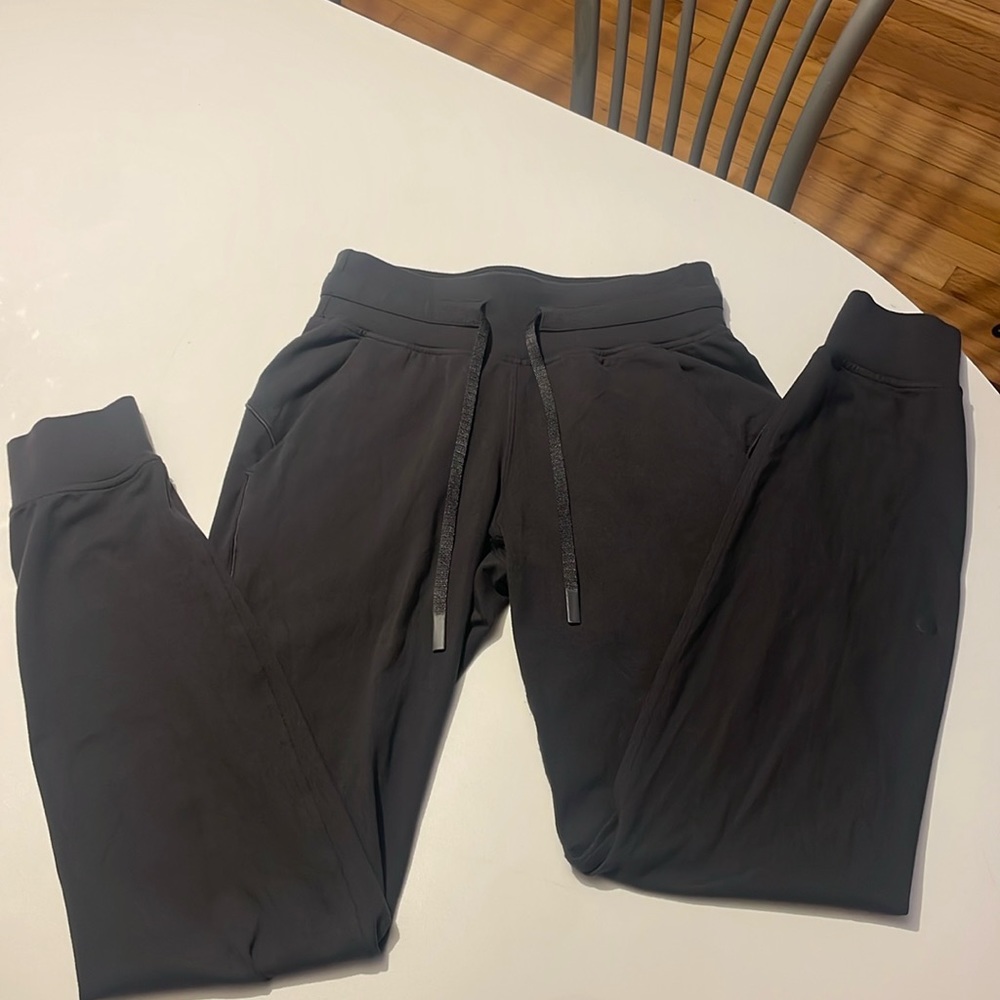 Lululemon Ready to Rulu joggers